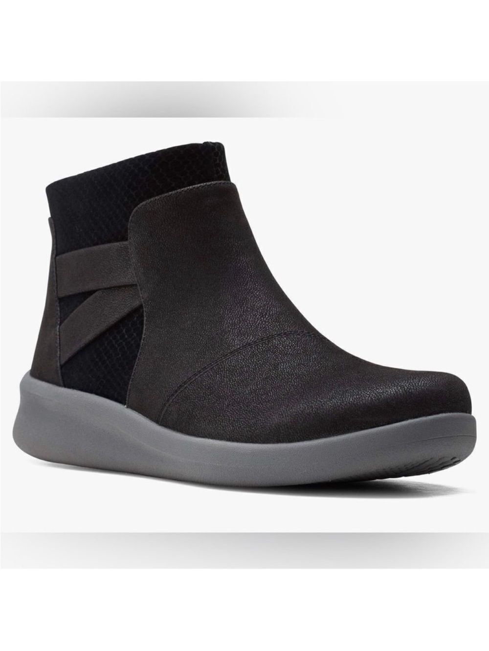 Clarks 7.5M Black Synthetic Suede Leather Combo Sillian Hi 2.0 Ankle Boots